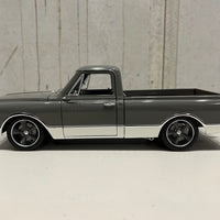 1969 CHEVROLET C10 CUSTOM - LS-10 - 1:18 SCALE DIECAST MODEL - ACME
