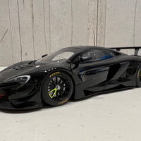 McLAREN 650S GT3 (GLOSS BLACK/MATT BLACK ACCENTS) 1:18 - AUTOART