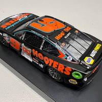 CHASE ELLIOTT 2023 HOOTERS 1:24 ELITE DIECAST MODEL