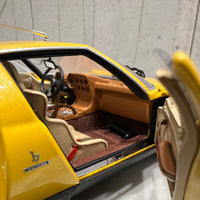 Lamborghini Miura SVR - Yellow/Black - 1:18 Scale Diecast Model Car - KYOSHO