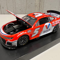 KYLE LARSON 2022 VALVOLINE 1:24 ELITE DIECAST