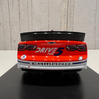 KYLE LARSON 2022 VALVOLINE 1:24 ELITE DIECAST