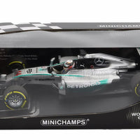 Lewis Hamilton - 2014 World Champion - Mercedes-AMG W05 - 1:18 Scale model - Minichamps
