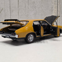 FORD XA FALCON RP083 SUMMER GOLD 1:18 DIECAST MODEL