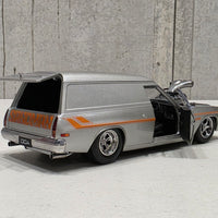 BLOWN HOLDEN HZ SANDMAN PANELVAN - SILVER 1:24 SCALE DIECAST MODEL - DDA