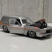 BLOWN HOLDEN HZ SANDMAN PANELVAN - SILVER 1:24 SCALE DIECAST MODEL - DDA