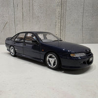 HSV VS GTS - 1:18 SCALE DIECAST MODEL - GENESIS BLUE - BIANTE