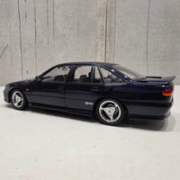 HSV VS GTS - 1:18 SCALE DIECAST MODEL - GENESIS BLUE - BIANTE