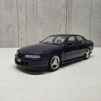 HSV VS GTS - 1:18 SCALE DIECAST MODEL - GENESIS BLUE - BIANTE