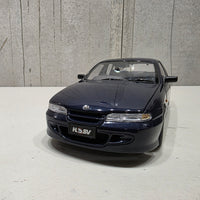 HSV VS GTS - 1:18 SCALE DIECAST MODEL - GENESIS BLUE - BIANTE