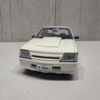 1985 HOLDEN VK COMMODORE SS GROUP THREE - 1:18 SCALE DIECAST MODEL - BIANTE