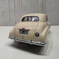 HOLDEN FX 48-215 SEDAN - ELPASO BEIGE - 1:18 SCALE DIECAST MODEL - AUTOart