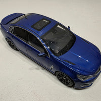 HOLDEN VF COMMODORE SSV REDLINE - SLIPSTREAM BLUE - 1:18 SCALE DIECAST MODEL - BIANTE