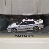 HOLDEN VX SS VICTORIAN POLICE CAR - 1:18 SCALE DIECAST MODEL - AUTOart