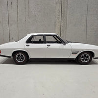 Holden HQ Monaro GTS Sedan Glacier White (350ci Engine) - 1:18 Scale Diecast Model