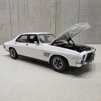 Holden HQ Monaro GTS Sedan Glacier White (350ci Engine) - 1:18 Scale Diecast Model