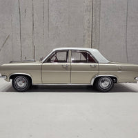 HOLDEN HR PREMIER - SIVER MINK - 1:18 SCALE DIECAST MODEL