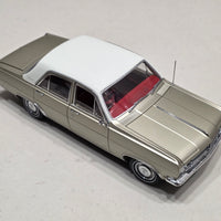HOLDEN HR PREMIER - SIVER MINK - 1:18 SCALE DIECAST MODEL