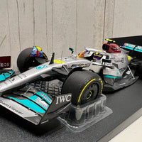 MERCEDES-AMG PETRONAS FORMULA ONE TEAM F1 W13 E PERFORMANCE - LEWIS HAMILTON - MIAMI GP 2022 - 1:18 Scale Diecast Model Car - Minichamps