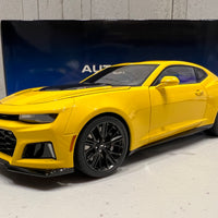 CHEVROLET CAMARO ZL1 2017 (BRIGHT YELLOW) 1:18 COMPOSITE - AUTOART