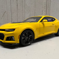 CHEVROLET CAMARO ZL1 2017 (BRIGHT YELLOW) 1:18 COMPOSITE - AUTOART