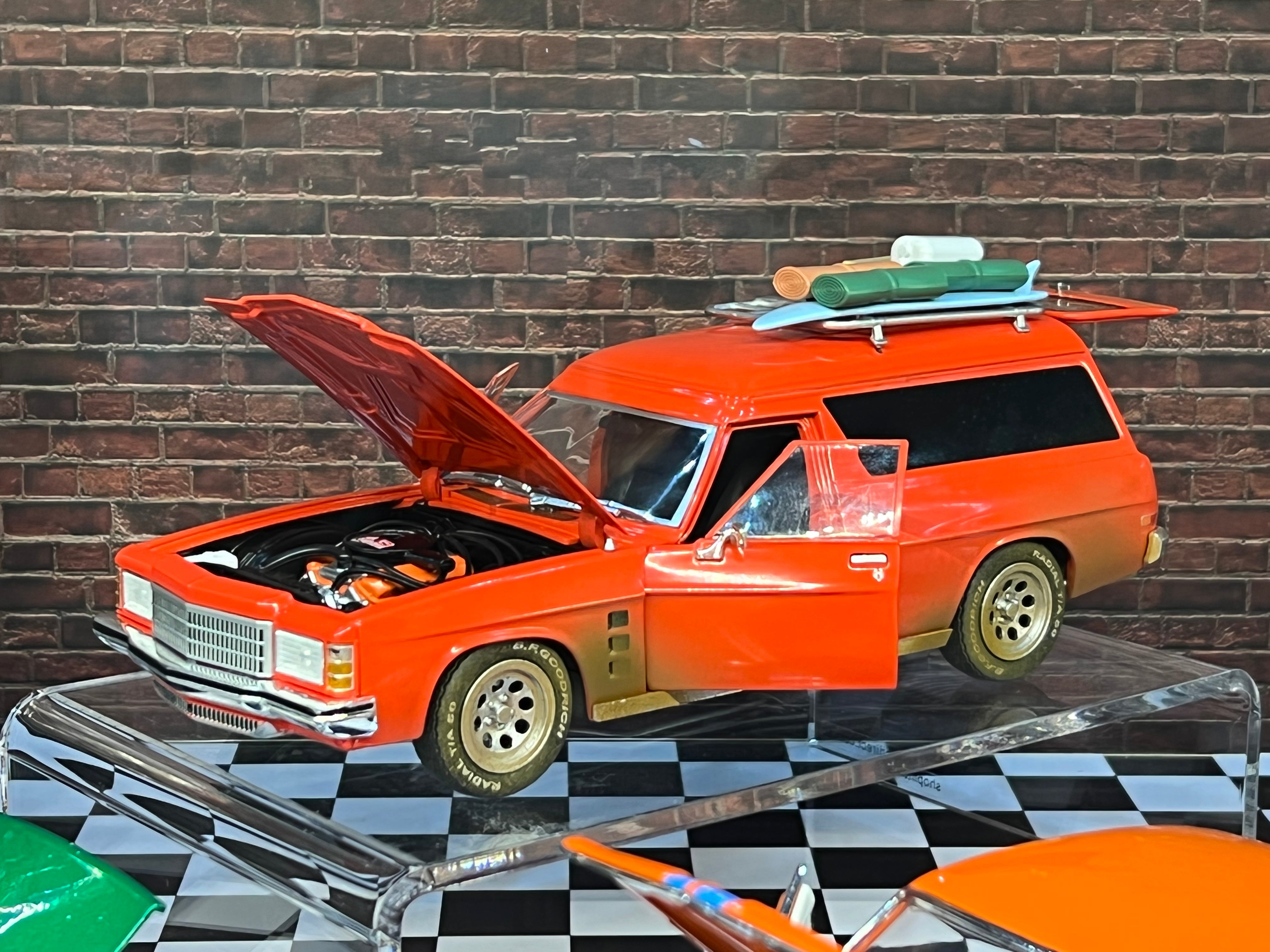 Max's 1975 HJ Holden Sandman Panel Van - Dirty Version 1:24 Scale