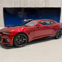 CHEVROLET CAMARO ZL1 2017 (GARNET RED TINTCOAT) - 1:18 Scale Composite Model Car