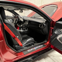 CHEVROLET CAMARO ZL1 2017 (GARNET RED TINTCOAT) - 1:18 Scale Composite Model Car