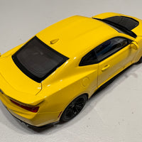CHEVROLET CAMARO ZL1 2017 (BRIGHT YELLOW) 1:18 COMPOSITE - AUTOART
