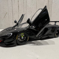 McLAREN 650S GT3 (GLOSS BLACK/MATT BLACK ACCENTS) 1:18 - AUTOART