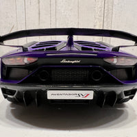 LAMBORGHINI AVENTADOR SVJ (VIOLA PASIFAE/PEARL PURPLE) 1:18 - AUTOART