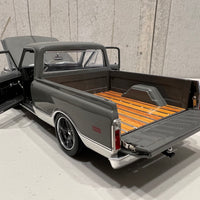 1969 CHEVROLET C10 CUSTOM - LS-10 - 1:18 SCALE DIECAST MODEL - ACME