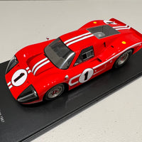 Ford Mk IV No.1 Winner 24H Le Mans 1967 - D. Gurney - A. J. Foyt - 1:18 Scale Resin Model Car - Spark