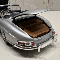 1957 MERCEDES-BENZ 300 SL - ROADSTER (W198) - SILVER - 1:18 SCALE DIECAST MODEL - MINICHAMPS
