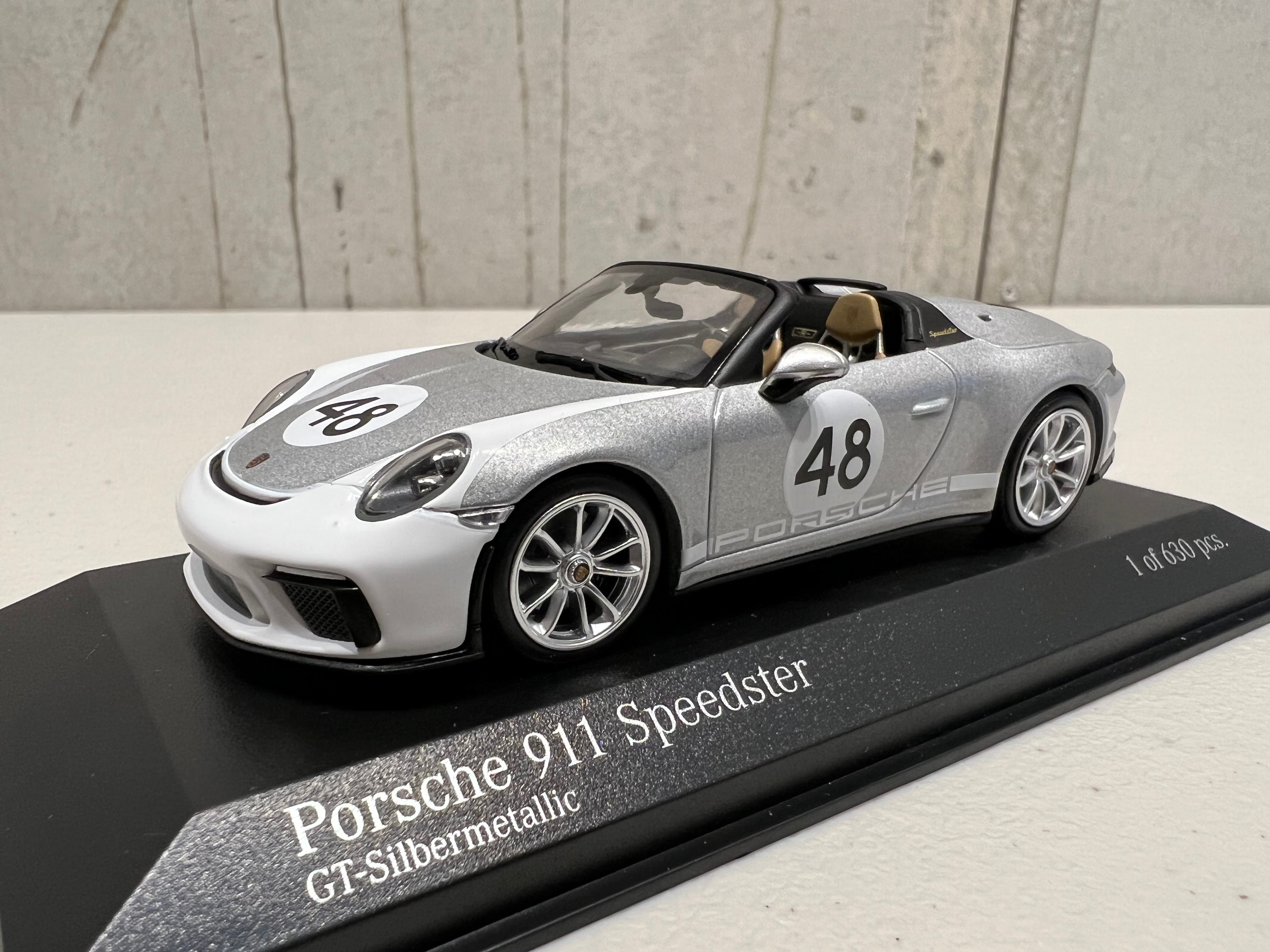 Minichamps 1:43 Porsche 911 Speedster #48 Heritage package