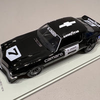 Chevrolet Camaro No.7 Winner Michigan IROC 1974 - Bobby Unser - Limited 300 - 1:18 Scale Resin Model Car - Spark