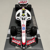 HAAS F1 TEAM VF-22 - MICK SCHUMACHER - BAHRAIN GP 2022 - 1:18 Scale Resin Model Car - Minichamps