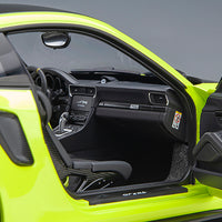 PORSCHE 911 (991.2) GT2 RS WEISSACH PACKAGE - ACID GREEN - 1:18 SCALE MODEL - AUTOart
