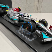 MERCEDES-AMG PETRONAS FORMULA ONE TEAM F1 W13 E PERFORMANCE - LEWIS HAMILTON - MONACO GP 2022 - with rain tyres - 1:18 Scale Diecast Model Car - Minichamps