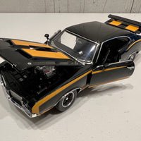 1972 OLDSMOBILE 442 - HURST - DRAG OUTLAW - 1:18 SCALE DIECAST MODEL - ACME