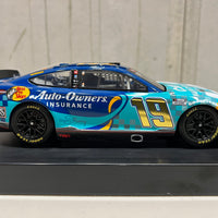 MARTIN TRUEX JR. 2022 AUTOGRAPHED AUTO-OWNERS / MTJF 1:24 ARC DIECAST 1 OF 84