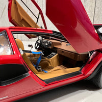 Lamborghini Countach Walter Wolf - Red - 1:18 Scale Diecast Model Car - KYOSHO