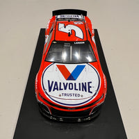 KYLE LARSON 2022 VALVOLINE 1:24 ELITE DIECAST