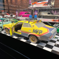 Big Bopper XB Police Dirty Version - 1:18 Scale Diecast - DDA