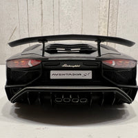 LAMBORGHINI AVENTADOR LP750-4 SV (GRIGIO TITANS/MATT GREY) 1:18 - AUTOART
