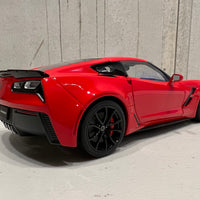 CHEVROLET CORVETTE GRAND SPORT (RED/WHITE STRIPES/BLACK FENDER HASH MARKS) - 1:18 Scale Composite Model Car