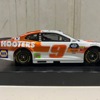 2019 CHASE ELLIOTT AUTOGRAPHED 9 HOOTER'S CAMARO ZL1 - LIQUID COLOR - 1:24 SCALE ARC DIECAST MODEL - 1 OF 48