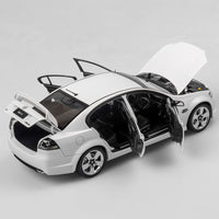 Holden VE Commodore SS V - Heron White - 1:18 Scale Diecast model - AUTHENTIC COLLECTABLES