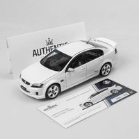 Holden VE Commodore SS V - Heron White - 1:18 Scale Diecast model - AUTHENTIC COLLECTABLES