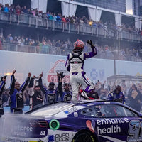 SHANE VAN GISBERGEN 2023 ENHANCE HEALTH CHICAGO STREET COURSE RACED WIN 1:64 ARC DIECAST